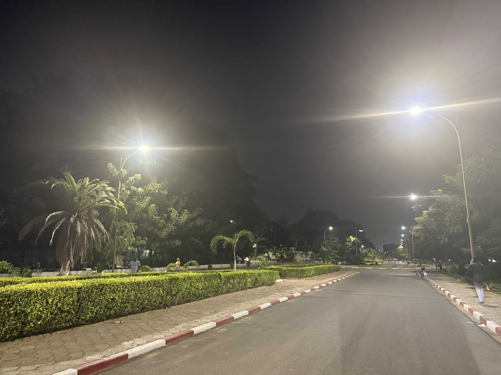 Robust King LED light for African climate