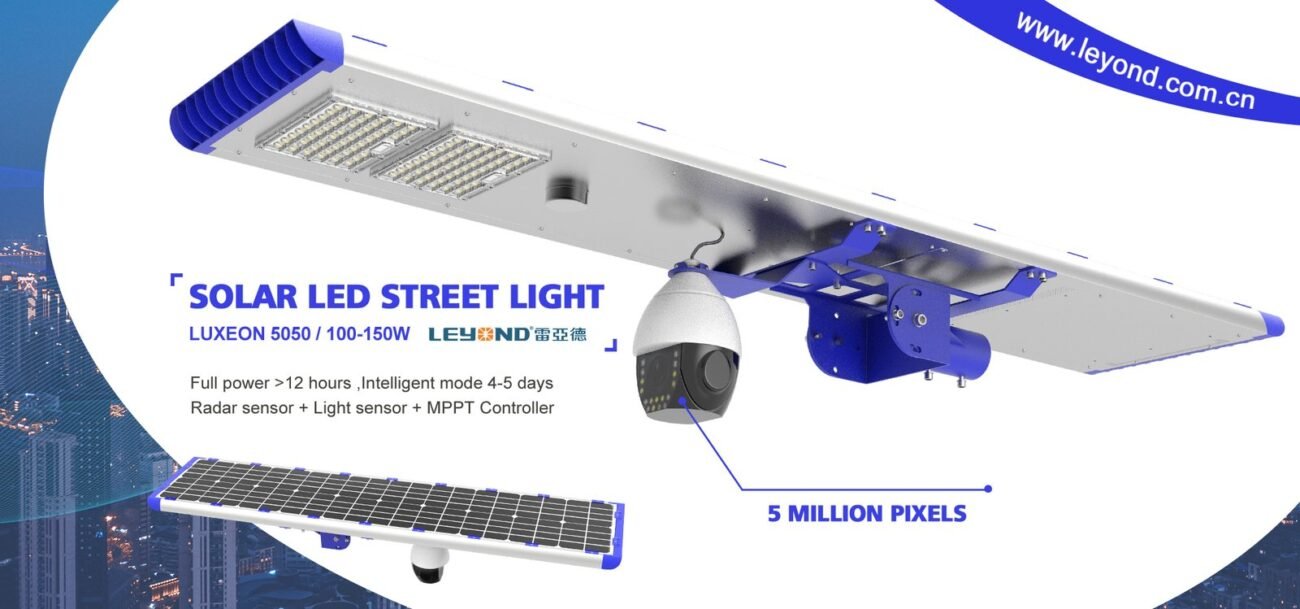 Leyond 100W-150W Integrated Solar LED Street Light with 5MP CCTV Security Camera, Radar Sensor, and MPPT Controller for outdoor lighting.