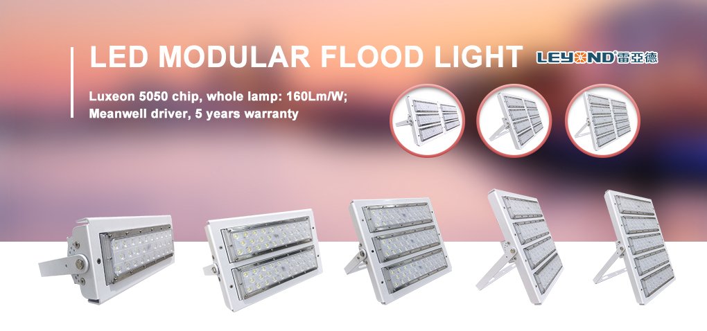 Leyond high-efficiency LED modular flood light. 160lm/W outdoor security lighting with 5-year warranty and Luxeon chips.