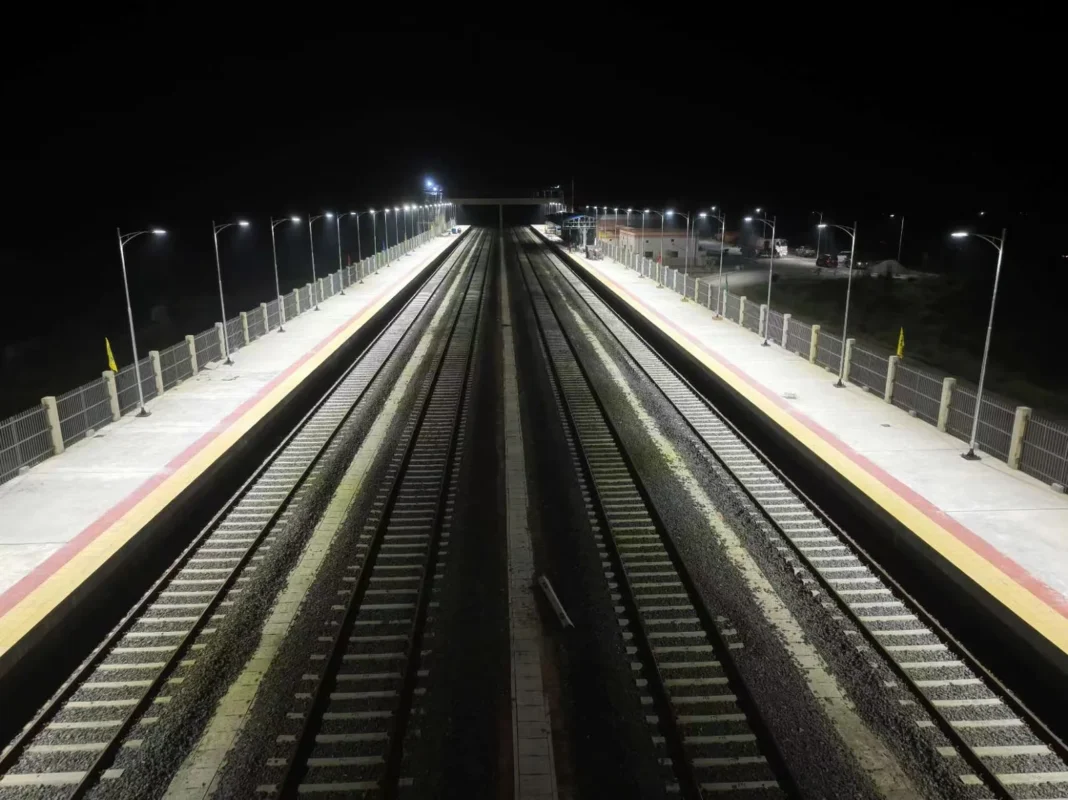 Close-up of the Padma Bridge roadway, demonstrating the uniform illumination provided by LEYOND's LED street lights.